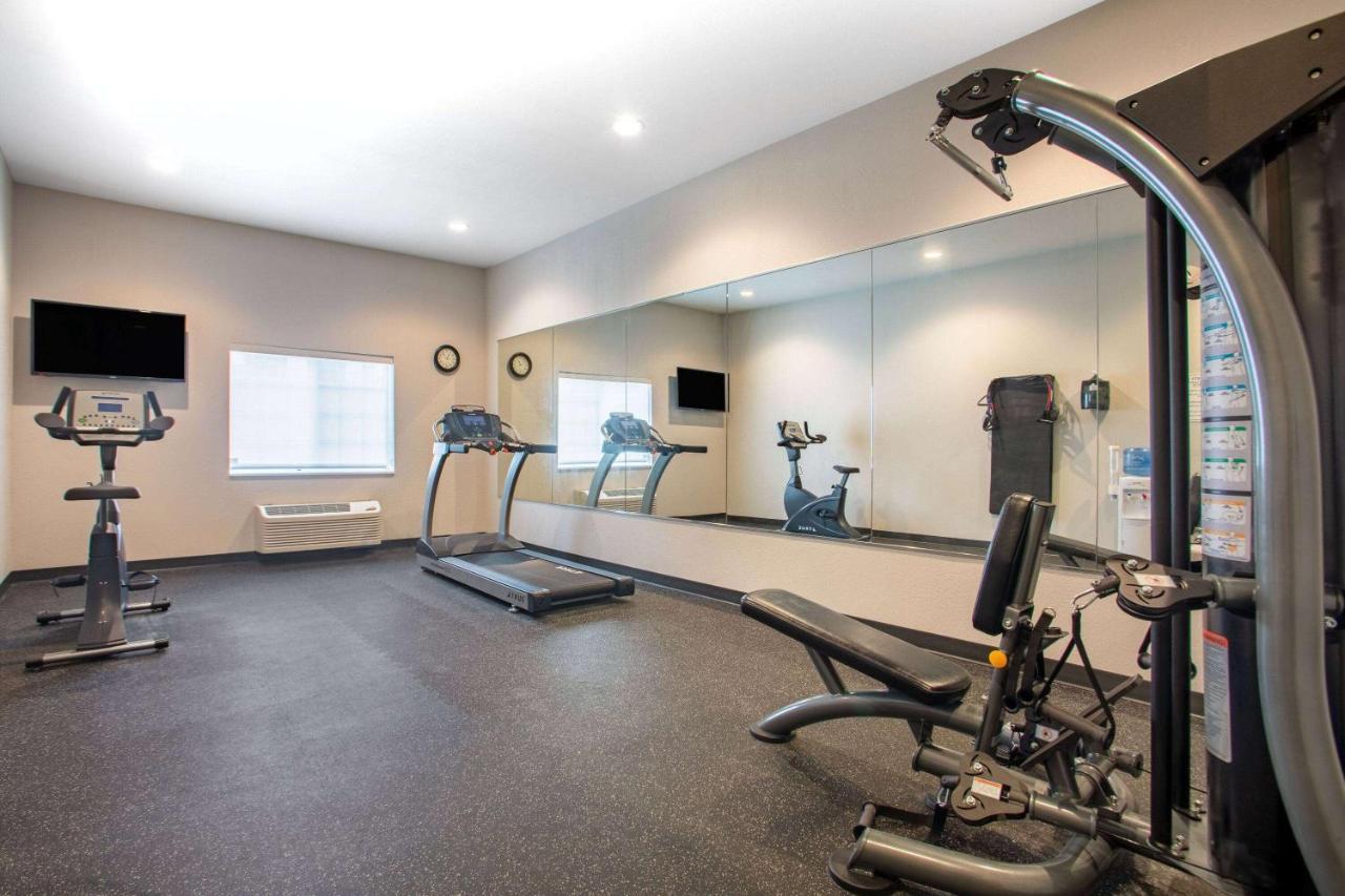 Microtel Inn & Suites By Wyndham Liberty Ne Kansas City Area Εξωτερικό φωτογραφία